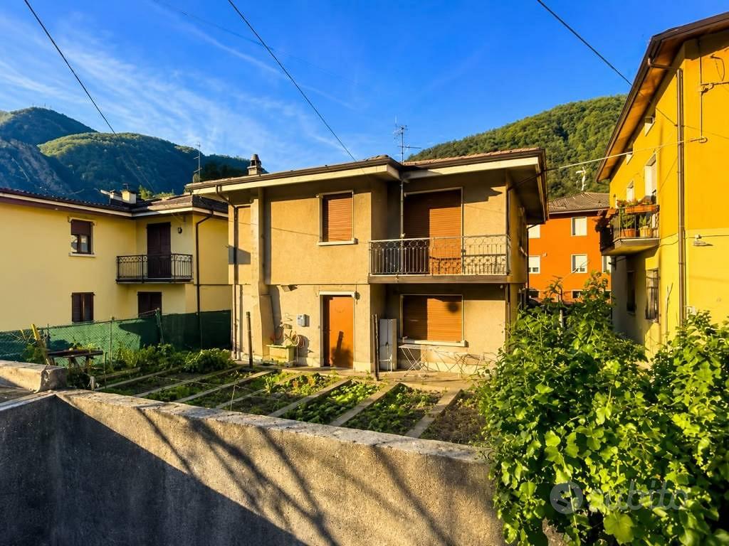 Appartamento di 123 m² con 3 locali e box auto a S - Vista 2