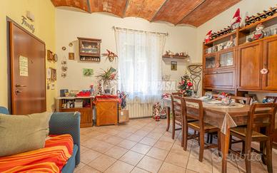Trilocale in pieno Centro al primo piano senza con