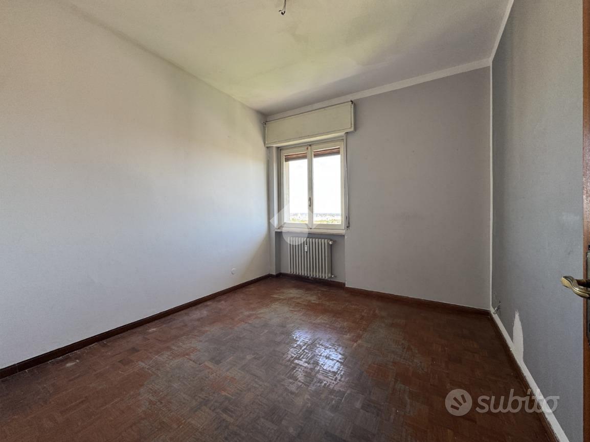 3 LOCALI A STRADELLA - Vista 4