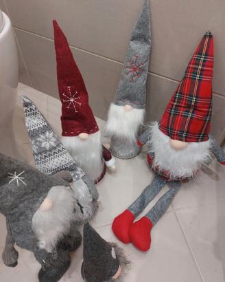 Gnomi di Natale con cesta 