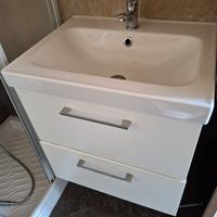 Mobiletto bagno sospeso