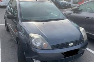Ford Fiesta diesel – revisione ok – €600