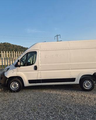 PEUGEUT BOXER FURGONE 2022
