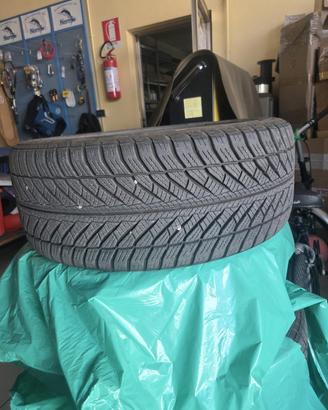 GOMME GOODYEAR INVERNALI