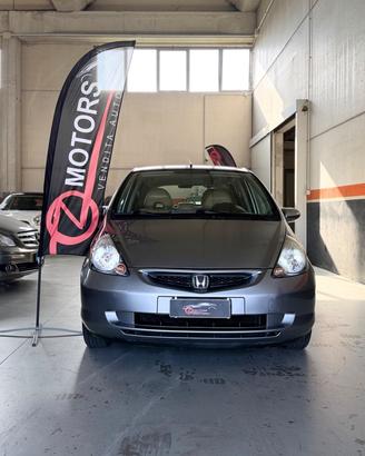 Honda Jazz 1.4 i-DSi 5p. Glam NEOPATENTATI