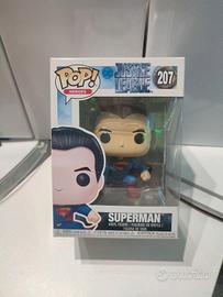 Funko pop super man figure 