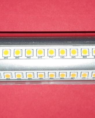 Due lampadine a LED Philips R7S 14 W 1600 lm