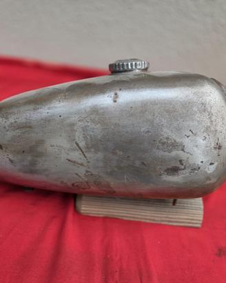 Serbatoio Husqvarna e BSA cross epoca