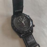 Omega x Swatch "Mission to the Moonphase" Snoopy