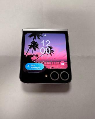 Samsung Galaxy Z Flip6 5G – 256GB Silver
