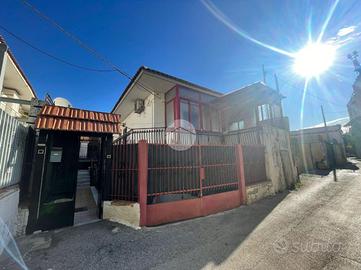 VILLA SINGOLA A TORRE DEL GRECO