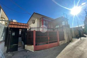 VILLA SINGOLA A TORRE DEL GRECO