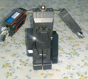 Giocattolo trasformers robot carro armato