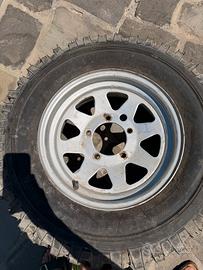 Ruota di scorta Suzuki Samurai