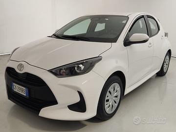 TOYOTA Yaris IV 2020 - Yaris 1.5h Active