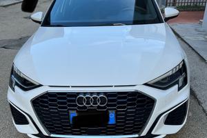 AUDI A3 SPB 30 TDI S tronic S line edition