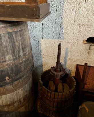 Set antico per il vino