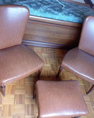 Poltrone e sgabellino vintage