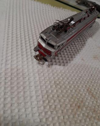 Locomotiva LIMA