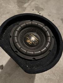 Subwoofer auto