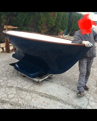 Gozzo espositore per pesce
