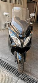 scooter Burgman 400 