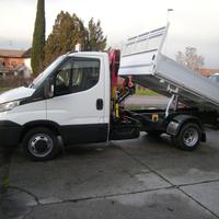 Iveco daily 35-130 con gru e ribaltabile