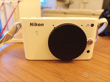 Nikon Mirrorless J1 - solo corpo macchina