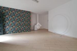 NEGOZIO A VILLA DI BRIANO