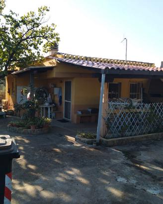 Terreno agricolo con fabbricato ad uso abitativo