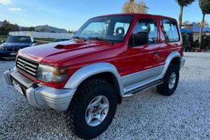 Mitsubishi Pajero 2800