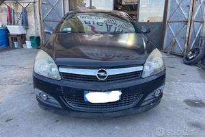Ricambi Opel Astra GTC 1.7 CDTI 101cv del 2008