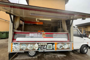 Furgone street food patente b