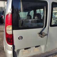 Porta post sx vetr FIAT DOBLO del 2008
