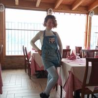 Aiuto cuoco, cameriera ed altro