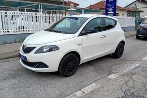 Lancia Ypsilon 1.2 Silver Gpl 69cv 5 posto