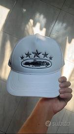 Cappellino bianco Corteiz
