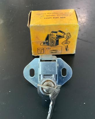 Chiusura cofano posteriore Fiat 850 Coupè