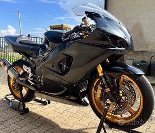 SUZUKI GSX R 1000 IMMATRICOLATA E TARGATA