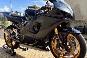 SUZUKI GSX R 1000 IMMATRICOLATA E TARGATA