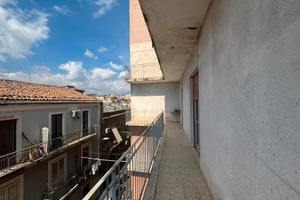 Catania, tre vani zona benedettini