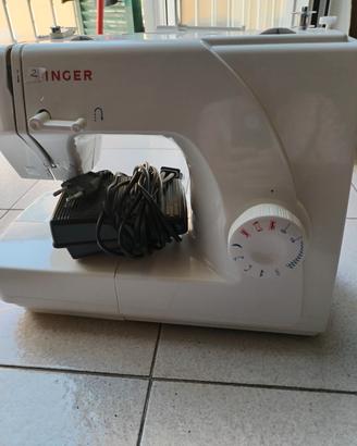 Macchina da cucire SINGER modello 1507