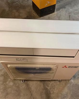 Mitsubishi Kirigamine Style 9000 btu TOP