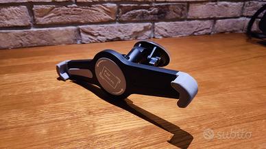 Supporto tablet per auto