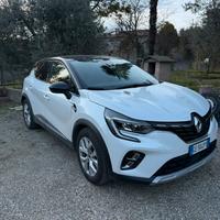Renault captur e-tech hybrid intense