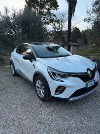 Renault captur e-tech hybrid intense