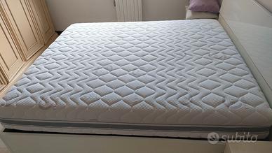 Materasso matrimoniale 160x190 a molle e Memory