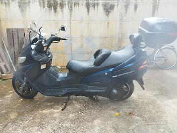 Scooter Suzuki 400 Burgman