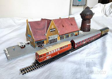 Lima Locomotiva 2043 - OBB con Stazione e Torre