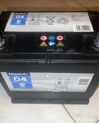 Batteria auto NORAUTO ref 04 45Ah 300A nuova